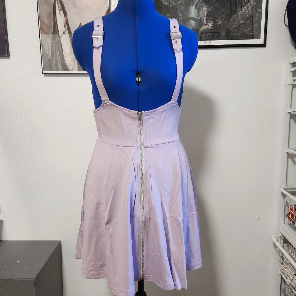 Suspender skirt size Medium in lavender purple